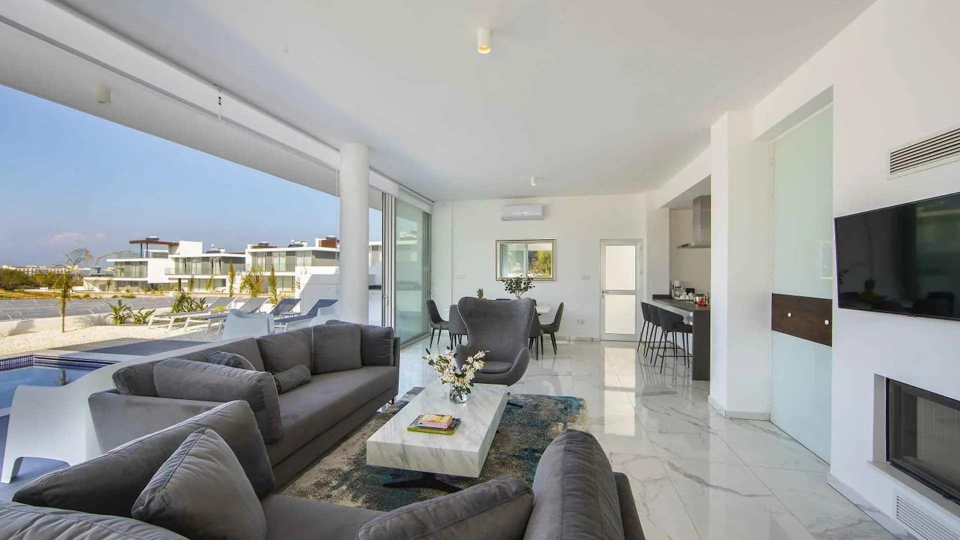 Brand New Luxurious Villa With Pool Protaras 0*,  Cipru